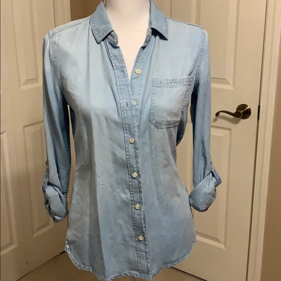 Mossimo Supply Co. Tops - Jean Button Up Top